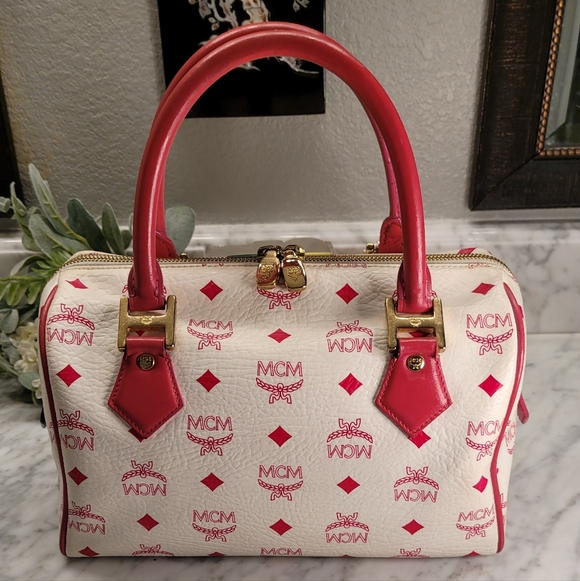 MCM Vicetos Princess Lioness Boston Leather & Suede Bag EUC - Picture 3 of 12